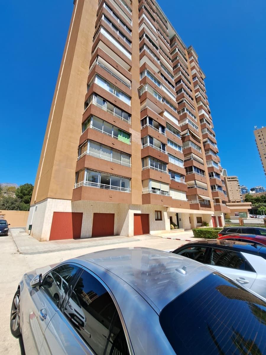 3 slaapkamer Appartement te koop in Benidorm met zwembad garage - € 490.000 (Ref: 9417951)