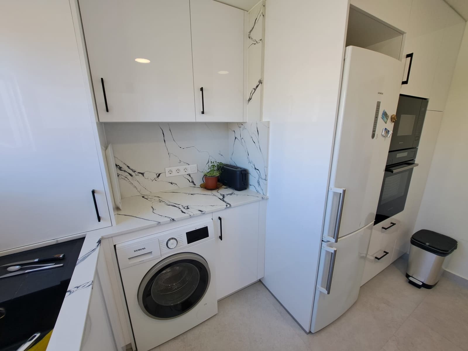 3 slaapkamer Appartement te koop in Benidorm met zwembad garage - € 490.000 (Ref: 9417951)