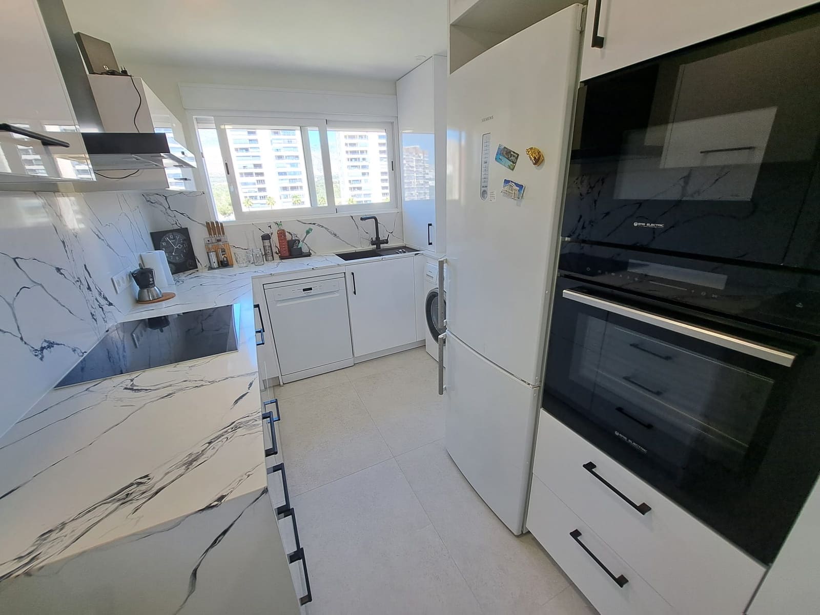 3 slaapkamer Appartement te koop in Benidorm met zwembad garage - € 490.000 (Ref: 9417951)