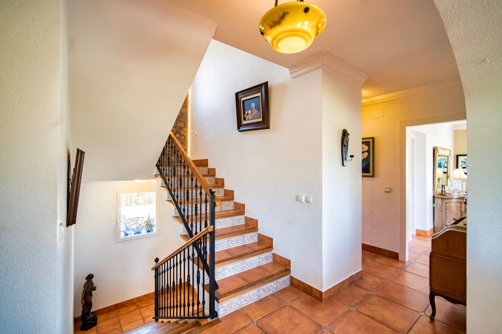 3 bedroom Villa for sale in La Nucia with pool garage - € 870,000 (Ref: 9417952)