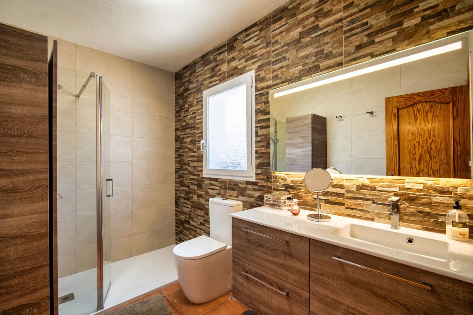 3 bedroom Villa for sale in La Nucia with pool garage - € 870,000 (Ref: 9417952)