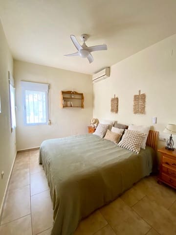 4 Zimmer Villa zu verkaufen in La Nucia mit Pool Garage - 655.000 € (Ref: 9417953)