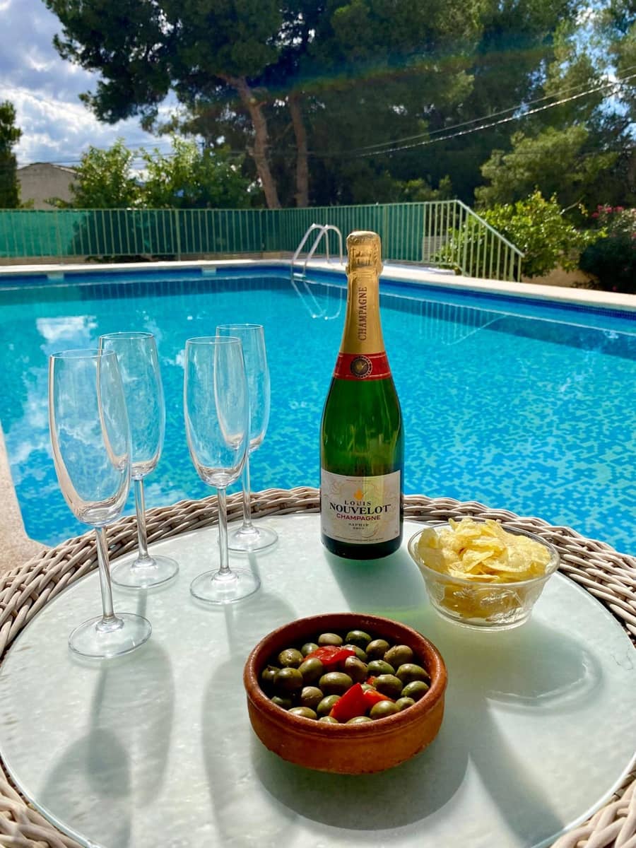 4 Zimmer Villa zu verkaufen in La Nucia mit Pool Garage - 655.000 € (Ref: 9417953)