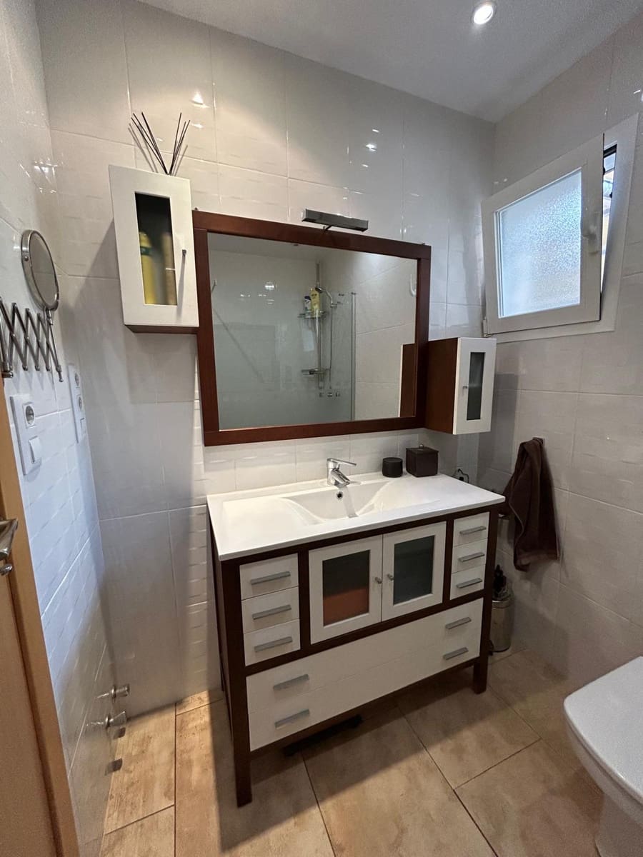 4 Zimmer Villa zu verkaufen in La Nucia mit Pool Garage - 655.000 € (Ref: 9417953)