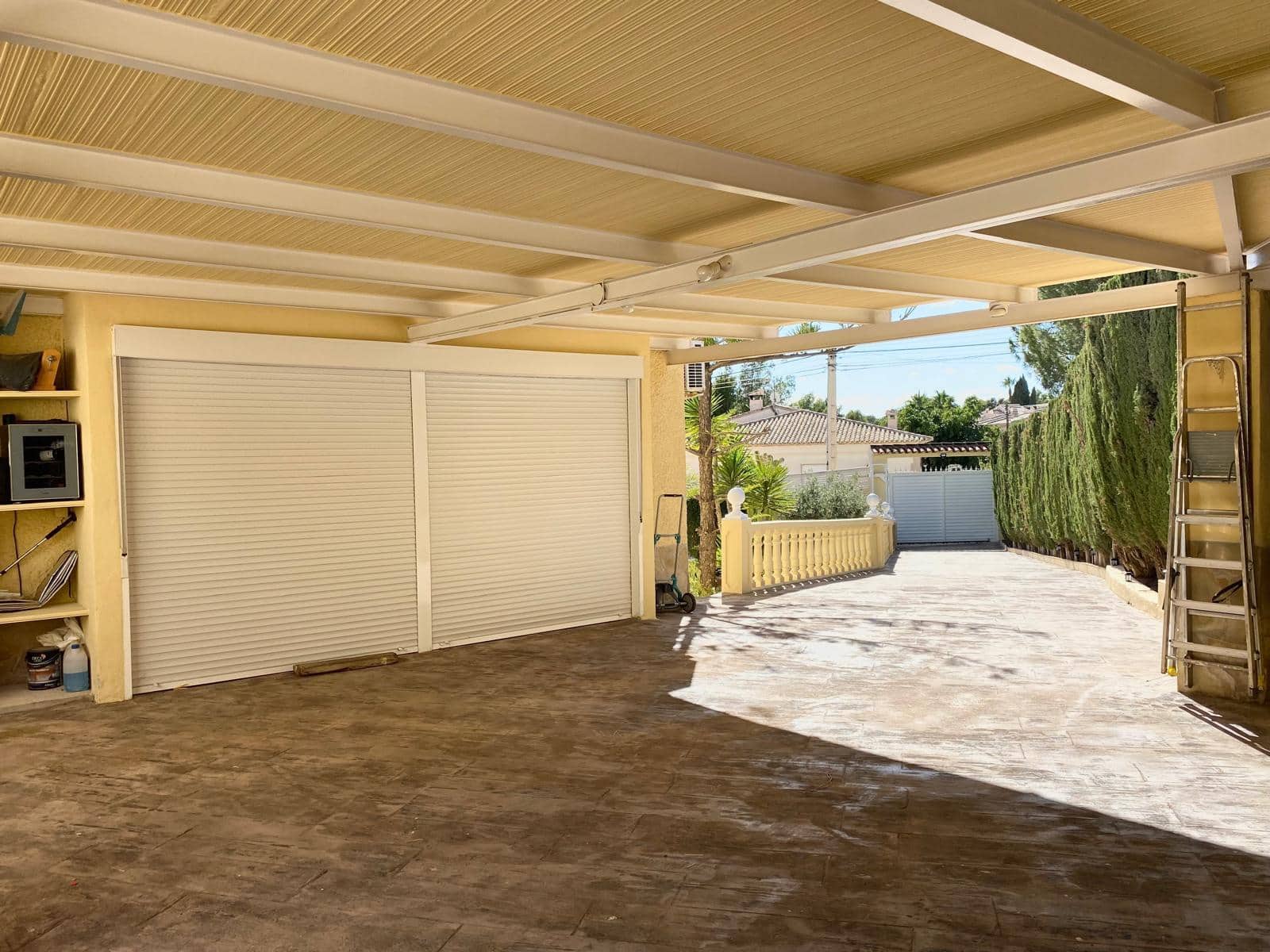 4 Zimmer Villa zu verkaufen in La Nucia mit Pool Garage - 655.000 € (Ref: 9417953)