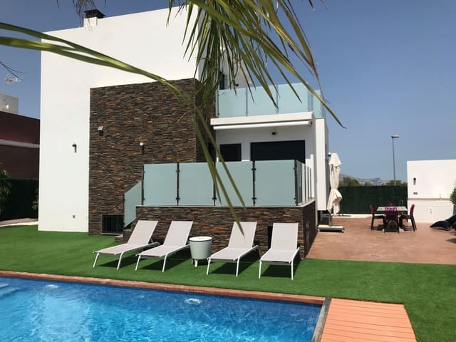 5 bedroom Villa for sale in Polop with garage - € 595,000 (Ref: 9417954)