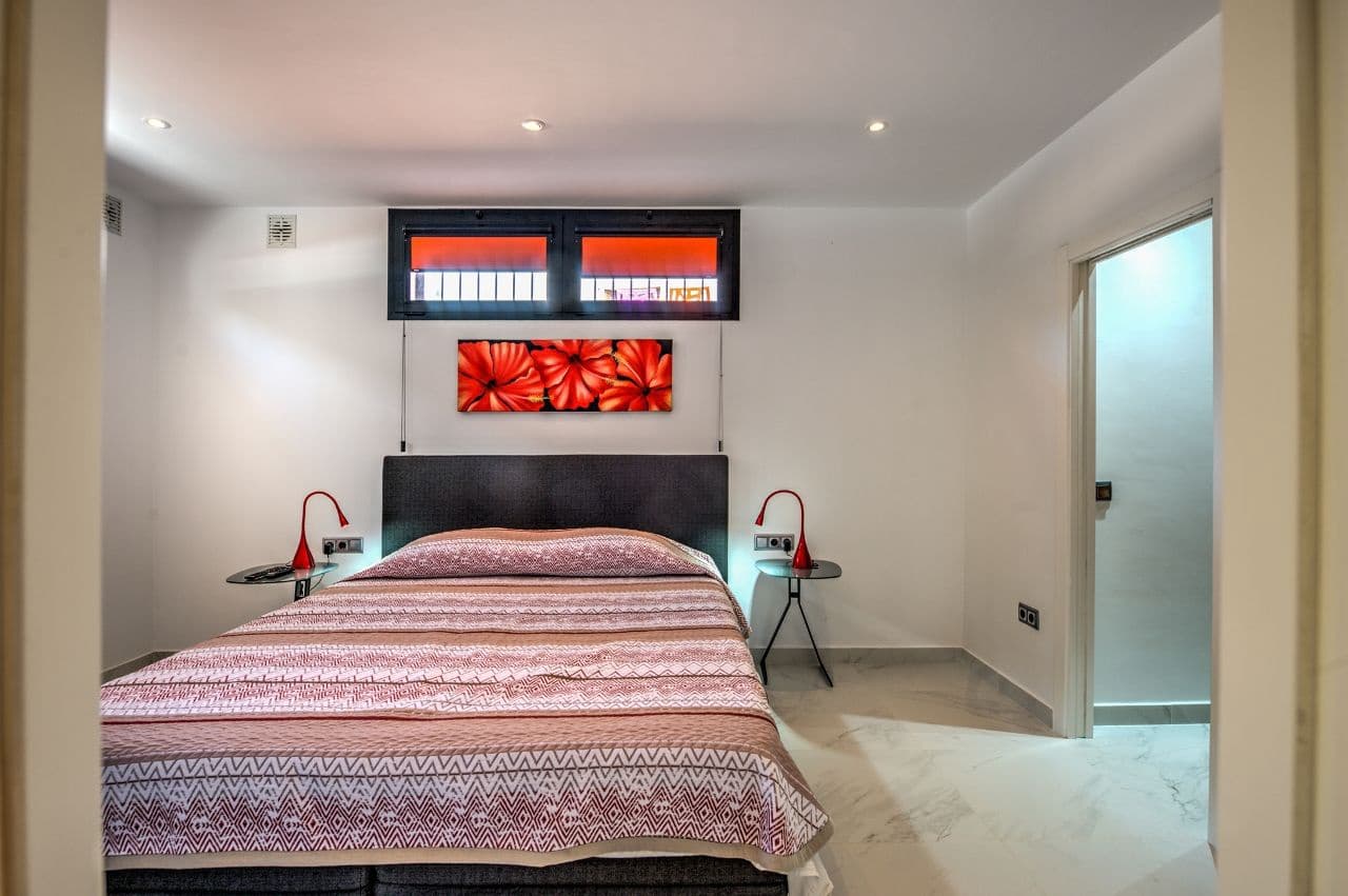 5 chambre Villa/Maison à vendre à Polop avec garage - 595 000 € (Ref: 9417954)