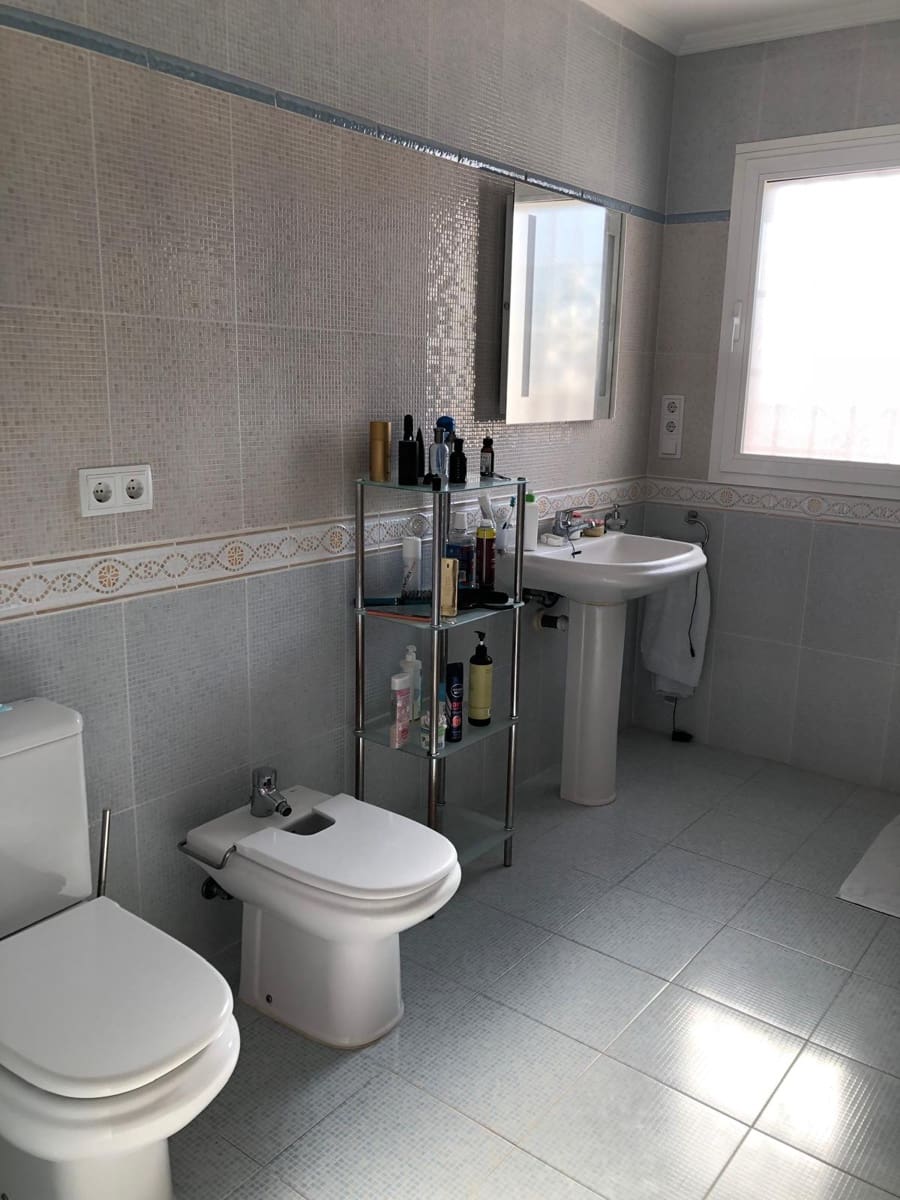 3 soverom Villa til salgs i Altea la Vella med svømmebasseng garasje - € 950 000 (Ref: 9417955)