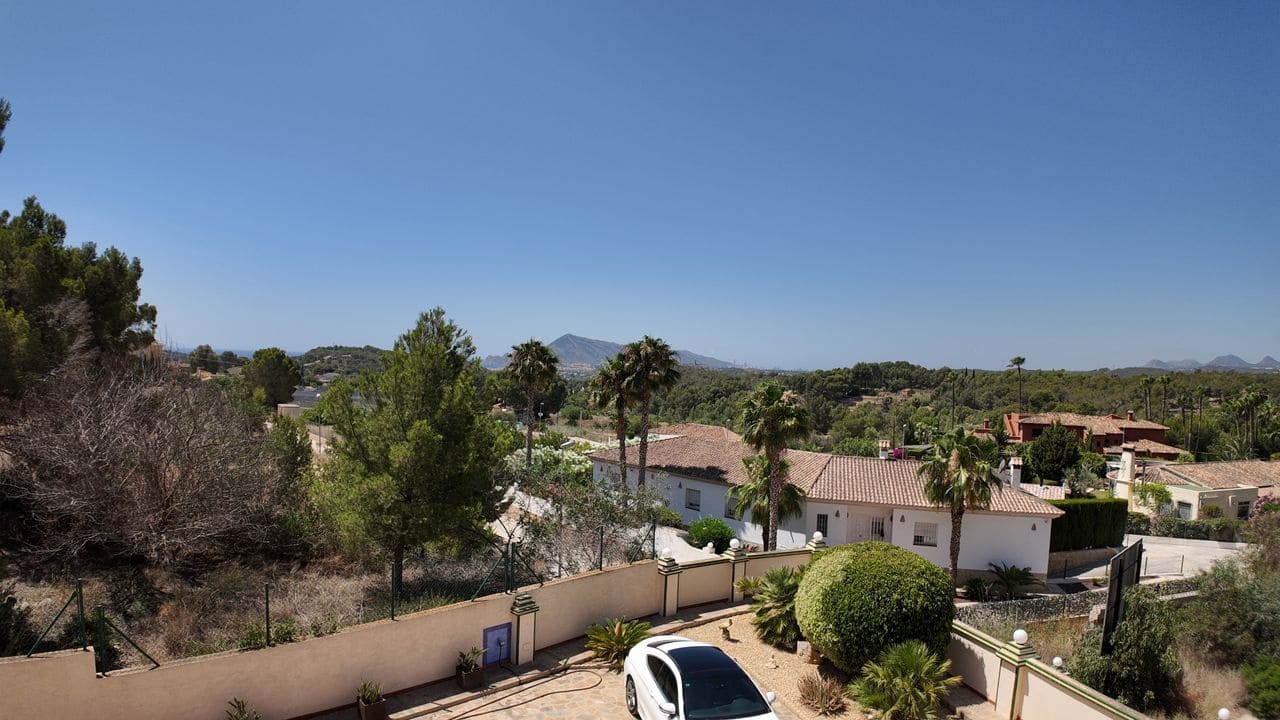 3 soverom Villa til salgs i Altea la Vella med svømmebasseng garasje - € 950 000 (Ref: 9417955)