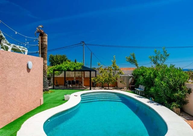 3 Zimmer Villa zu verkaufen in Calpe / Calp mit Pool Garage - 535.000 € (Ref: 9417956)