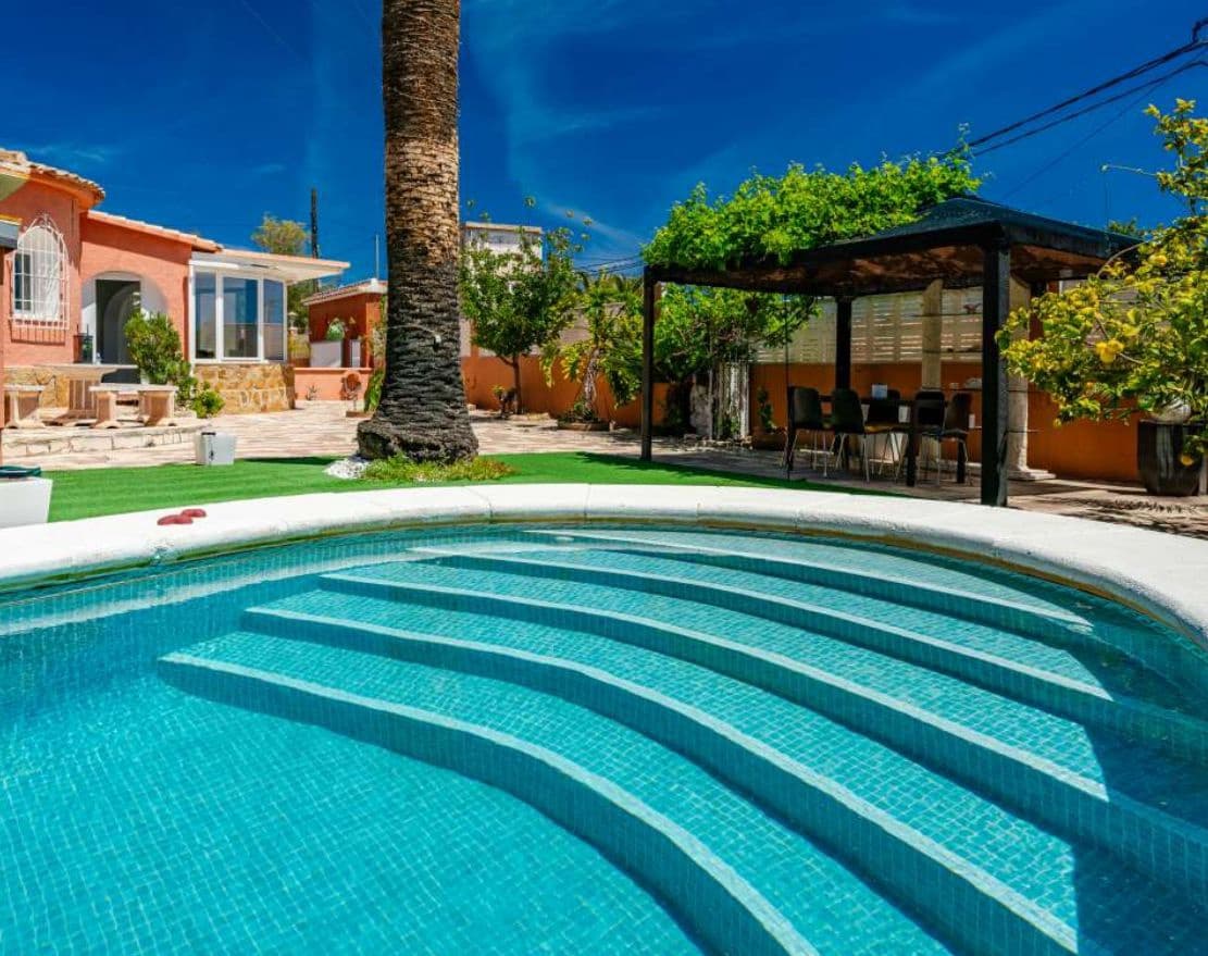 3 Zimmer Villa zu verkaufen in Calpe / Calp mit Pool Garage - 535.000 € (Ref: 9417956)