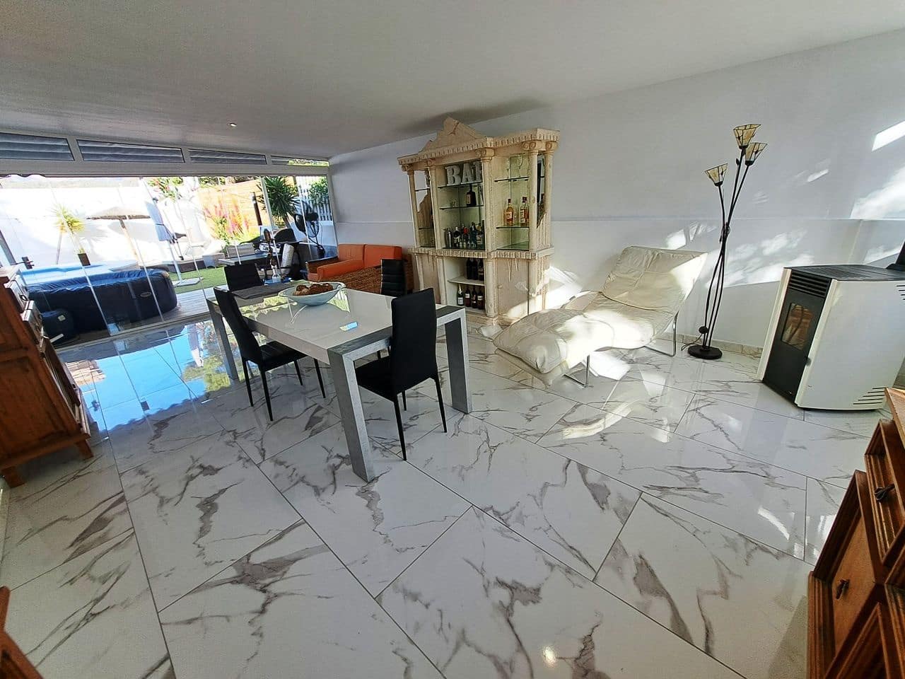 3 soveværelse Villa til salg i La Nucia med swimmingpool garage - € 495.000 (Ref: 9417959)