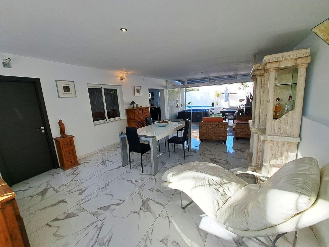 3 soveværelse Villa til salg i La Nucia med swimmingpool garage - € 495.000 (Ref: 9417959)