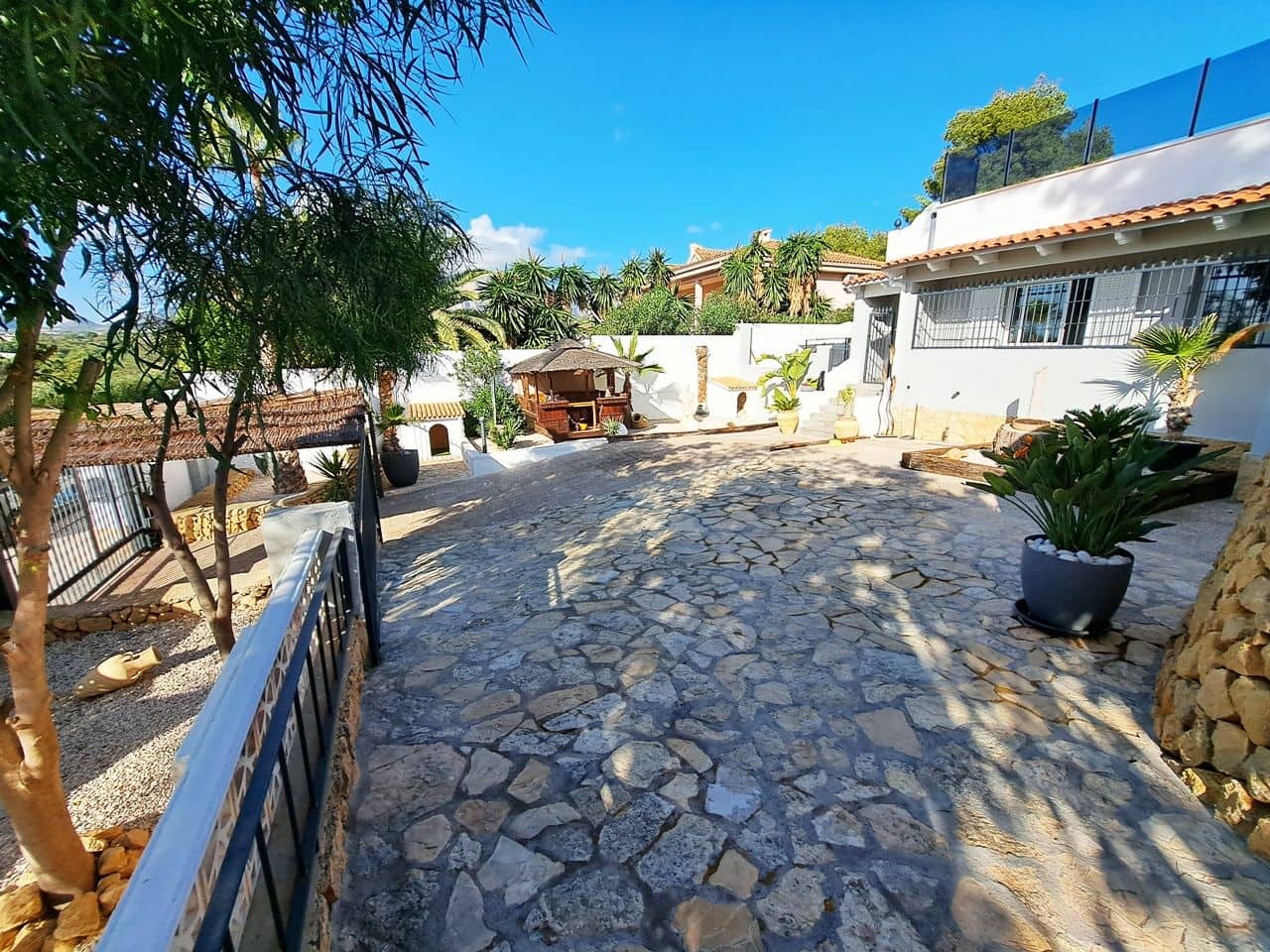 3 soveværelse Villa til salg i La Nucia med swimmingpool garage - € 495.000 (Ref: 9417959)