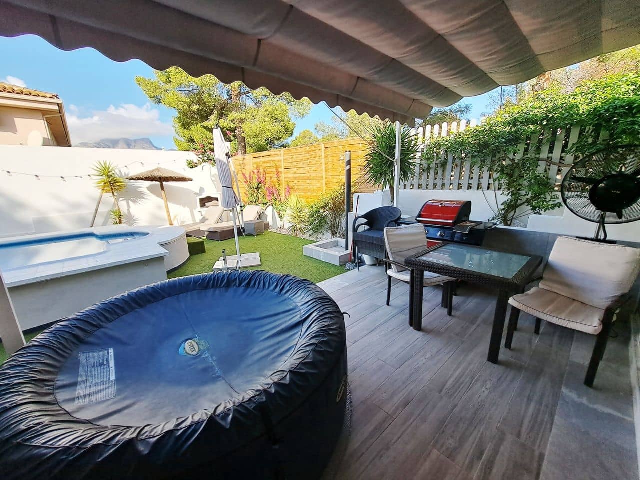 3 soveværelse Villa til salg i La Nucia med swimmingpool garage - € 495.000 (Ref: 9417959)