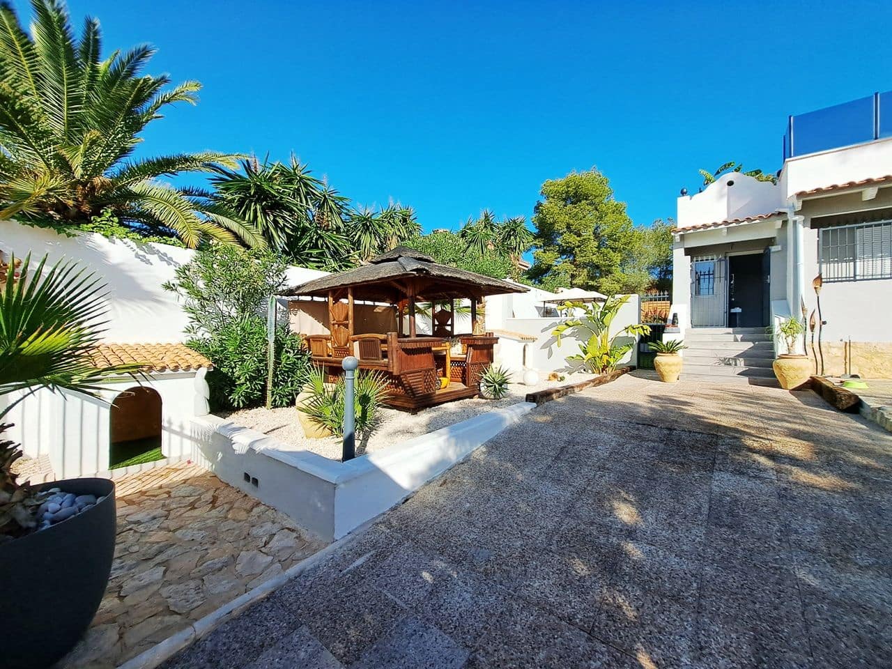 3 soveværelse Villa til salg i La Nucia med swimmingpool garage - € 495.000 (Ref: 9417959)