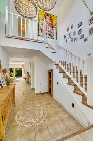 4 slaapkamer Villa te koop in Altea la Vella, Altea met zwembad garage - € 1.100.000 (Ref: 9417961)