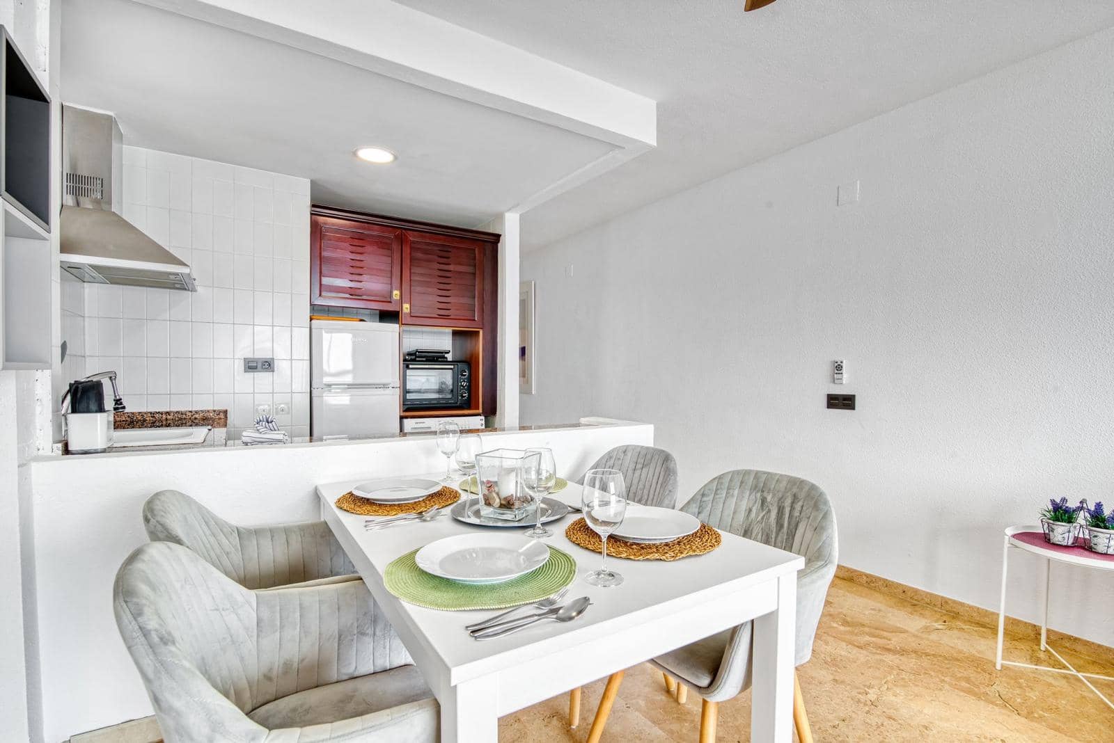 1 bedroom Apartment for sale in Altea with pool - € 325,000 (Ref: 9417963)