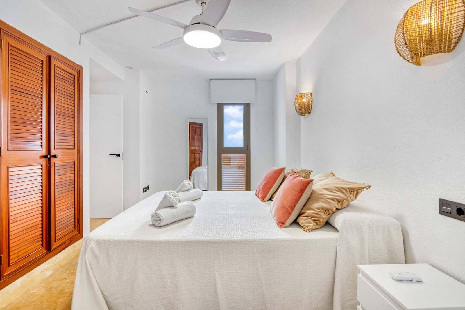 1 bedroom Apartment for sale in Altea with pool - € 325,000 (Ref: 9417963)