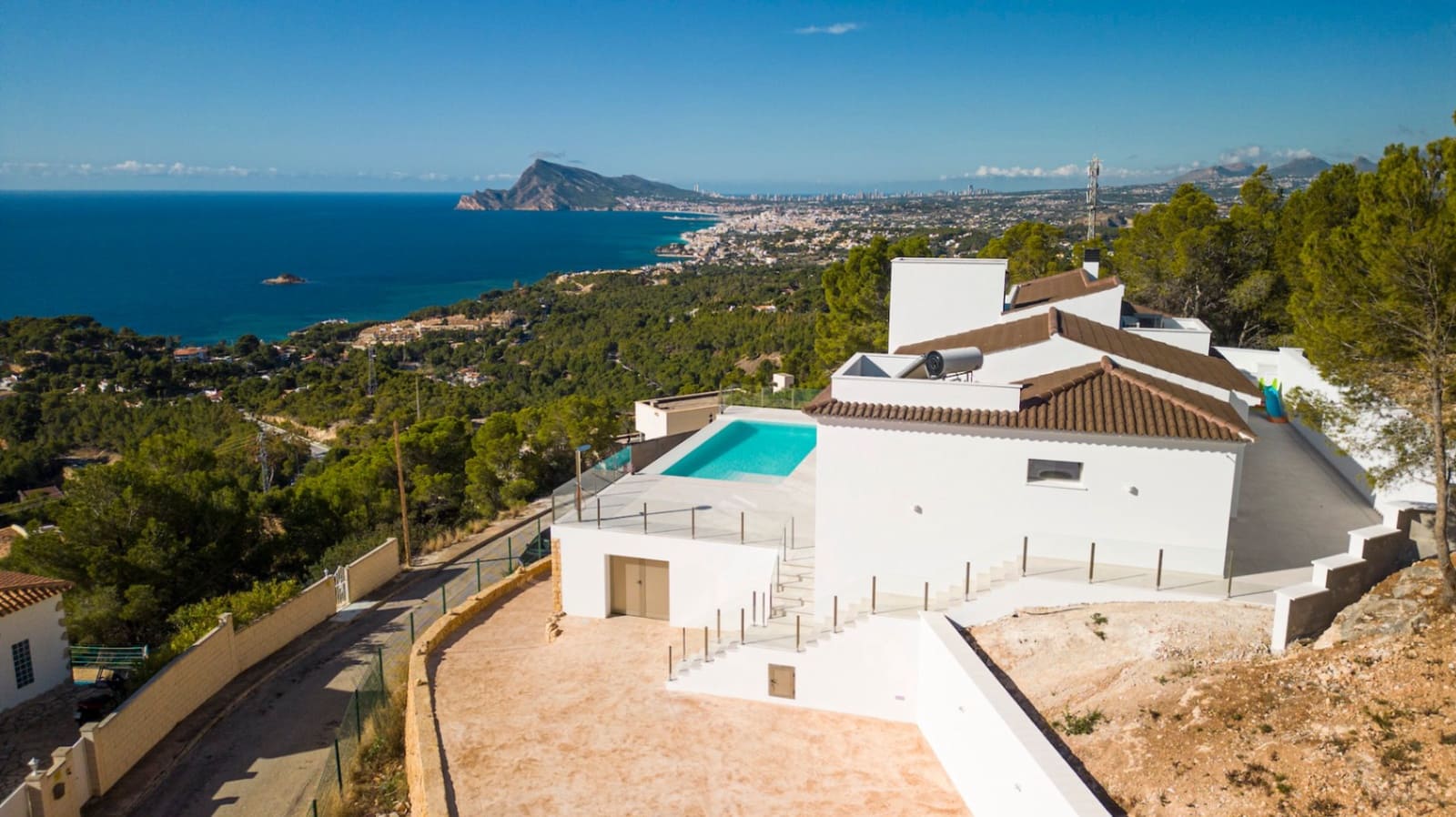 3 Zimmer Villa zu verkaufen in Altea mit Pool Garage - 1.788.000 € (Ref: 9417965)