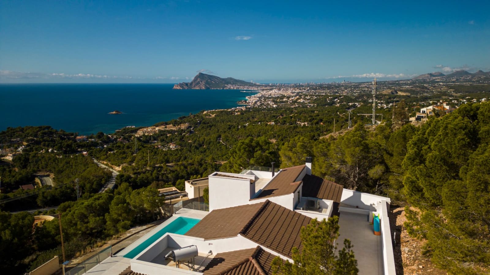 3 Zimmer Villa zu verkaufen in Altea mit Pool Garage - 1.788.000 € (Ref: 9417965)
