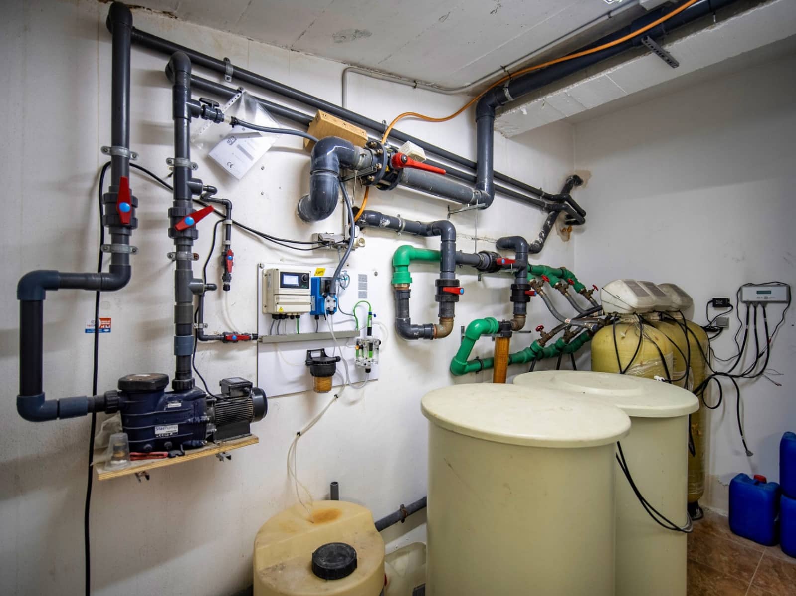 Hotell til salgs i El Campello med svømmebasseng garasje - € 12 500 000 (Ref: 9417969)