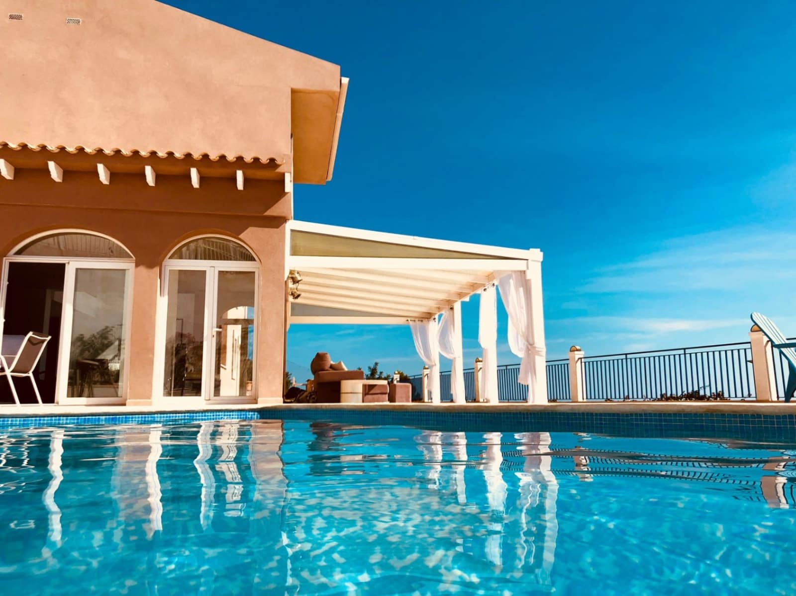 3 soverom Villa til salgs i Altea la Vella med svømmebasseng garasje - € 775 000 (Ref: 9417970)