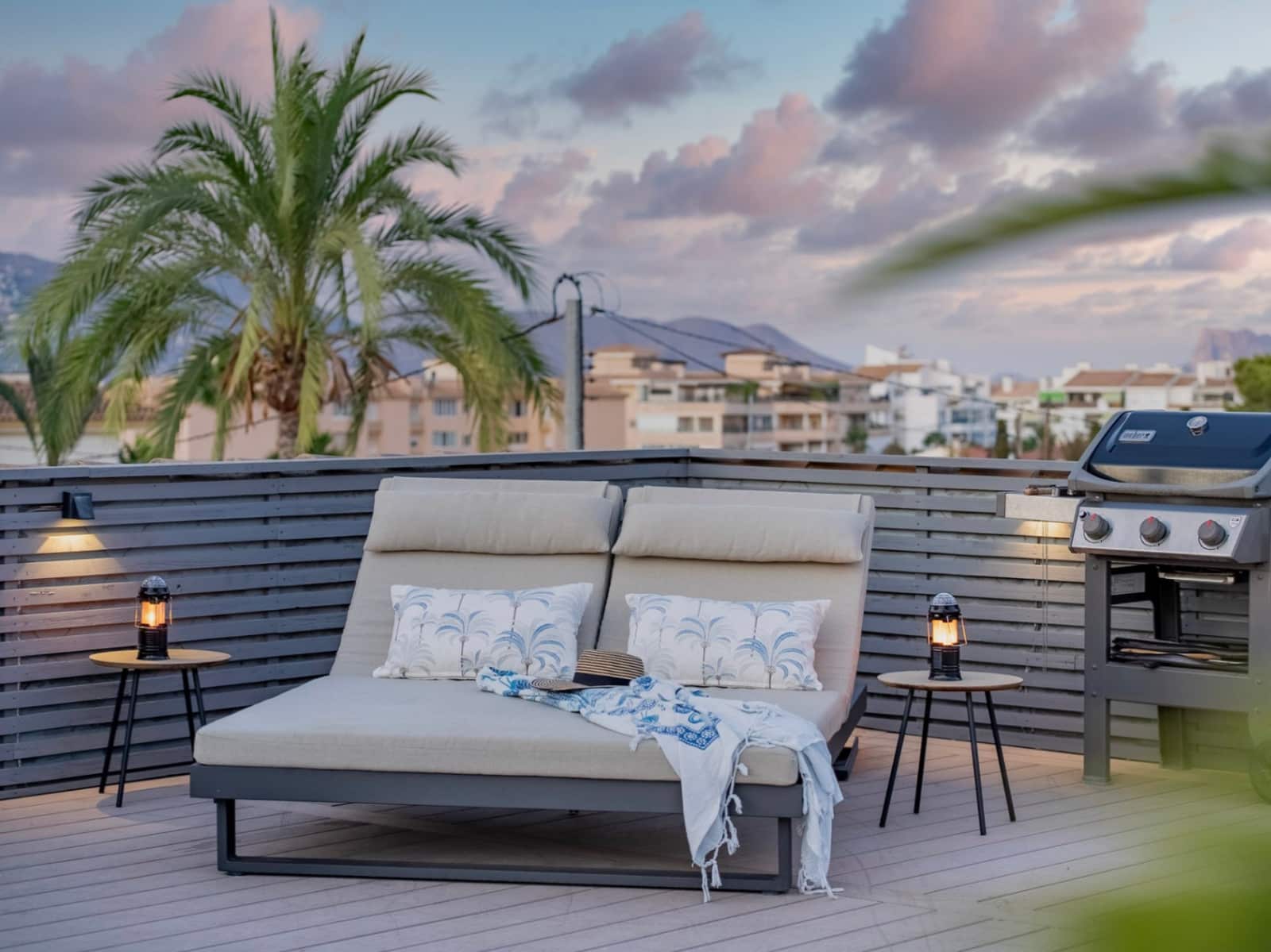 15 bedroom Hotel for sale in Albir with pool garage - € 1,750,000 (Ref: 9417971)