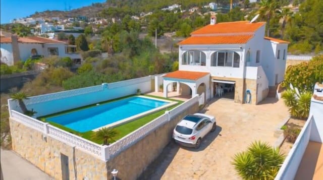 2 soverom Villa til salgs i Calpe / Calp med svømmebasseng garasje - € 499 000 (Ref: 9482217)