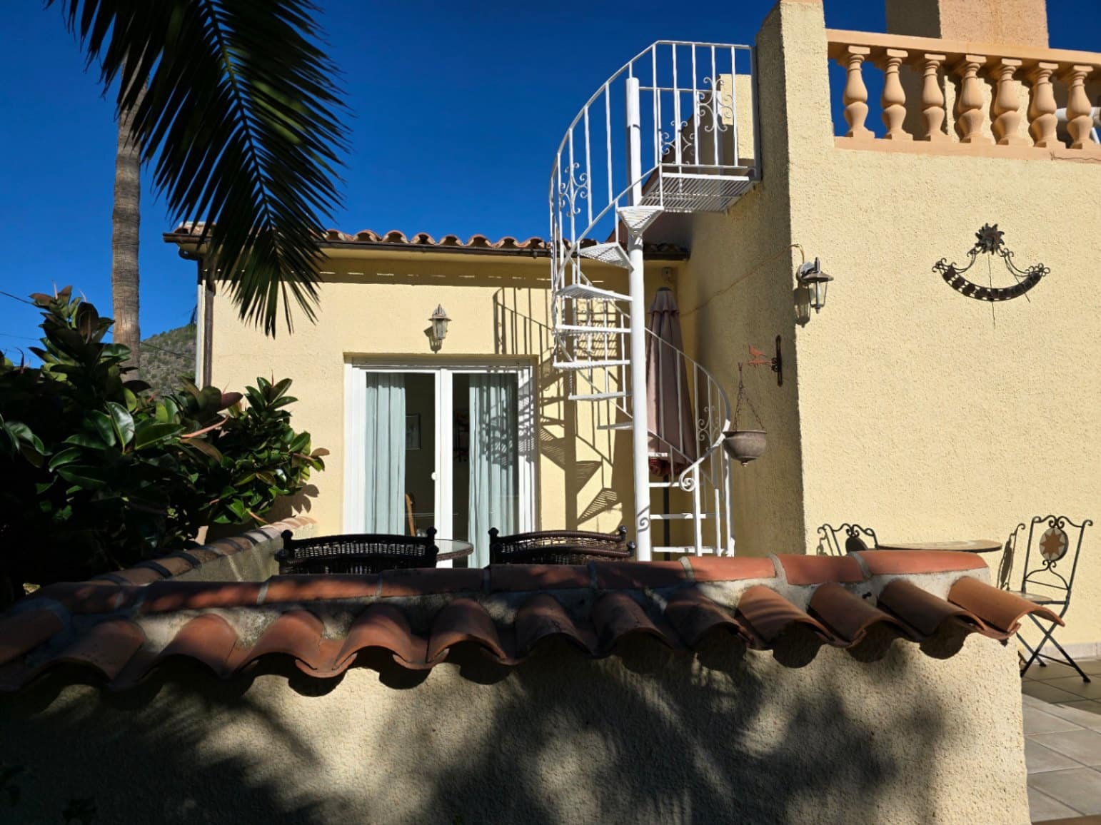 5 bedroom Villa for sale in Calpe / Calp with pool garage - € 850,000 (Ref: 9482218)