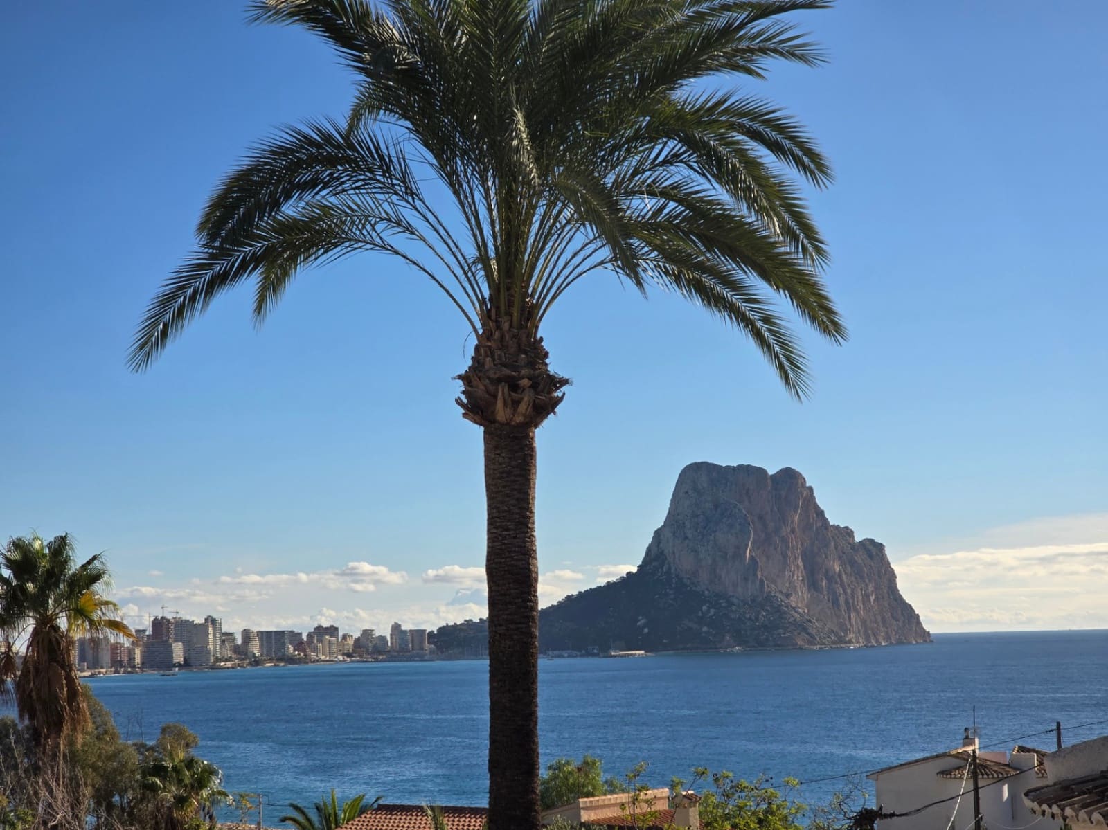 5 bedroom Villa for sale in Calpe / Calp with pool garage - € 850,000 (Ref: 9482218)