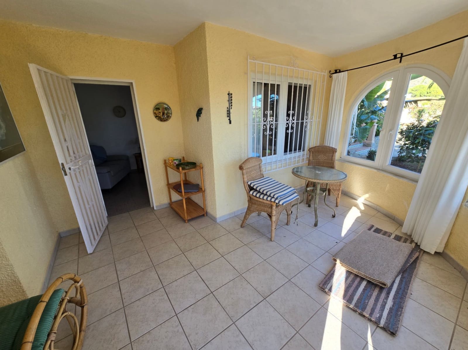 5 bedroom Villa for sale in Calpe / Calp with pool garage - € 850,000 (Ref: 9482218)