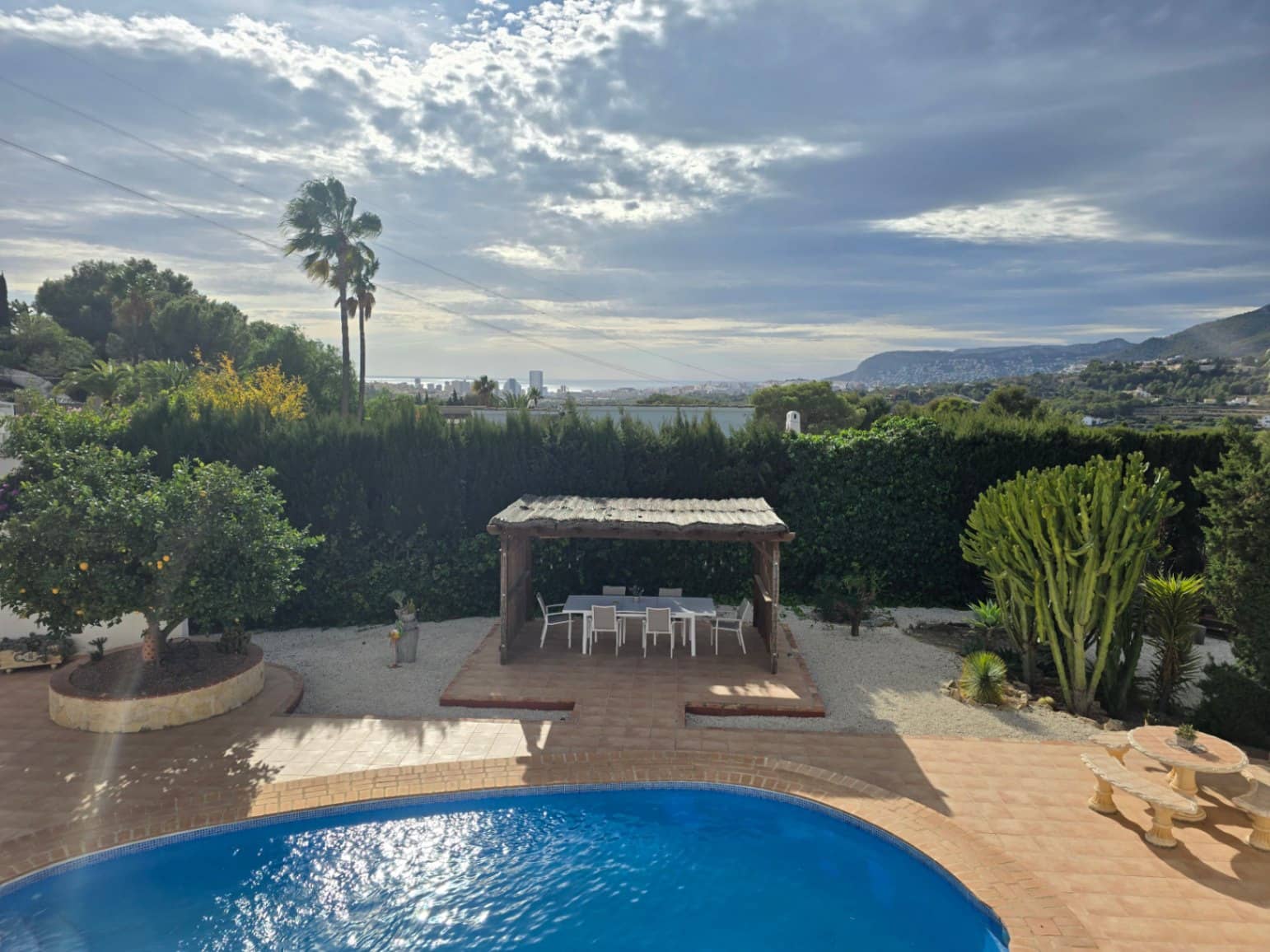 4 soveværelse Villa til salg i Calpe / Calp med swimmingpool garage - € 749.000 (Ref: 9482219)