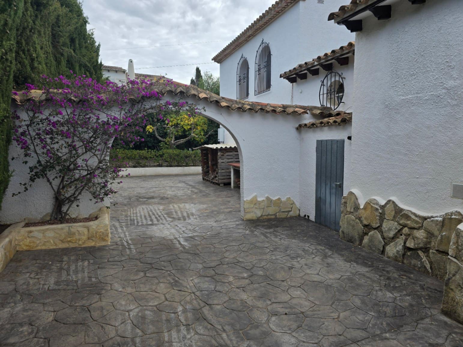 4 soveværelse Villa til salg i Calpe / Calp med swimmingpool garage - € 749.000 (Ref: 9482219)