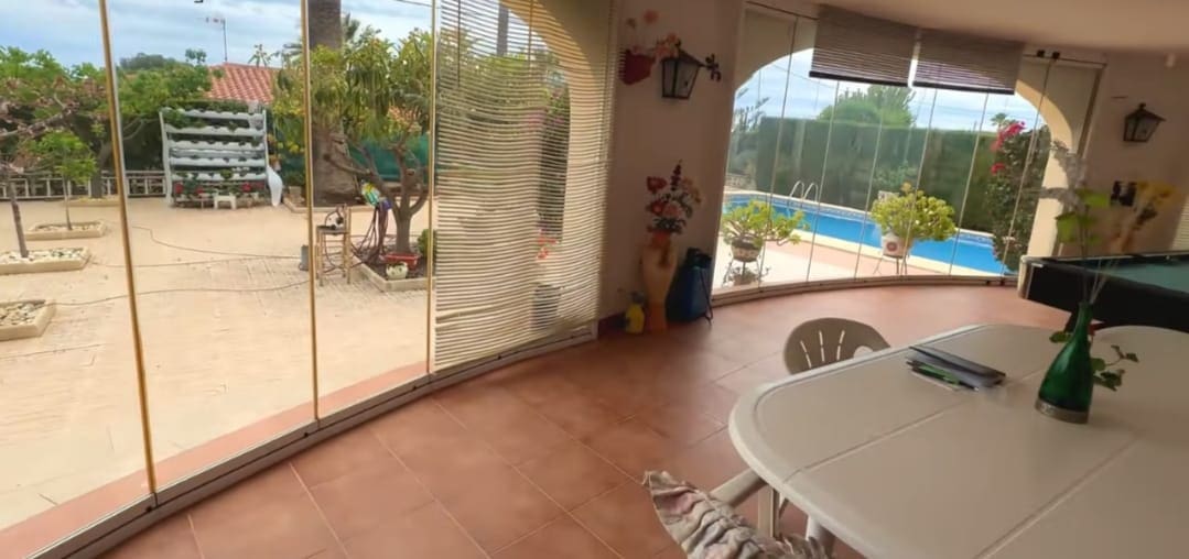 5 bedroom Villa for sale in Calpe / Calp with pool garage - € 795,000 (Ref: 9482225)
