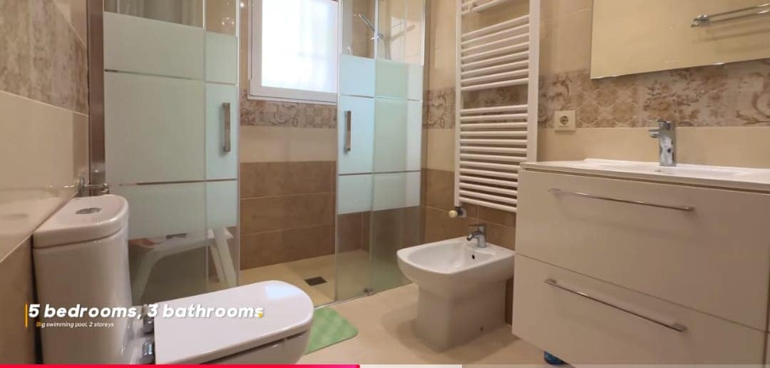 5 bedroom Villa for sale in Calpe / Calp with pool garage - € 795,000 (Ref: 9482225)