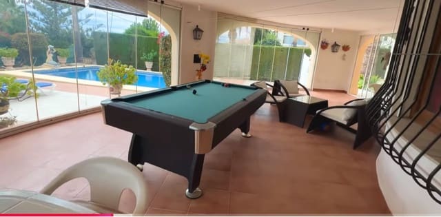 5 soveværelse Villa til salg i Calpe / Calp med swimmingpool garage - € 795.000 (Ref: 9482225)