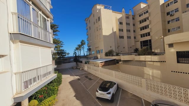 Apartamento de 2 habitaciones en Albir, Alfaz del Pi / L'Alfàs del Pi en venta con garaje - 280.000 € (Ref: 9482227)
