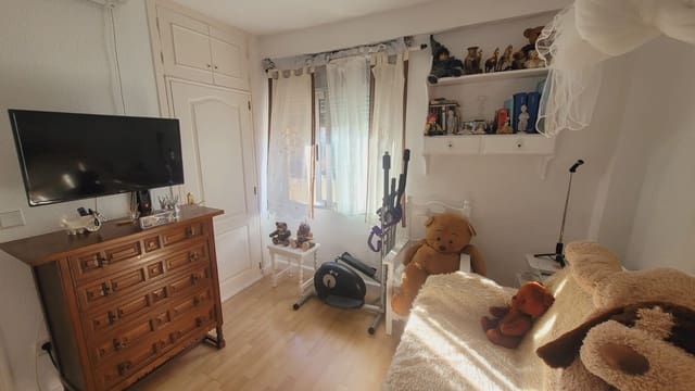 Apartamento de 2 habitaciones en Albir, Alfaz del Pi / L'Alfàs del Pi en venta con garaje - 280.000 € (Ref: 9482227)