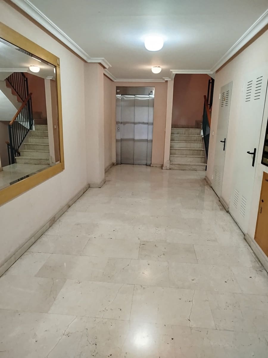 3 bedroom Apartment for sale in El Campello with pool garage - € 230,000 (Ref: 9482229)