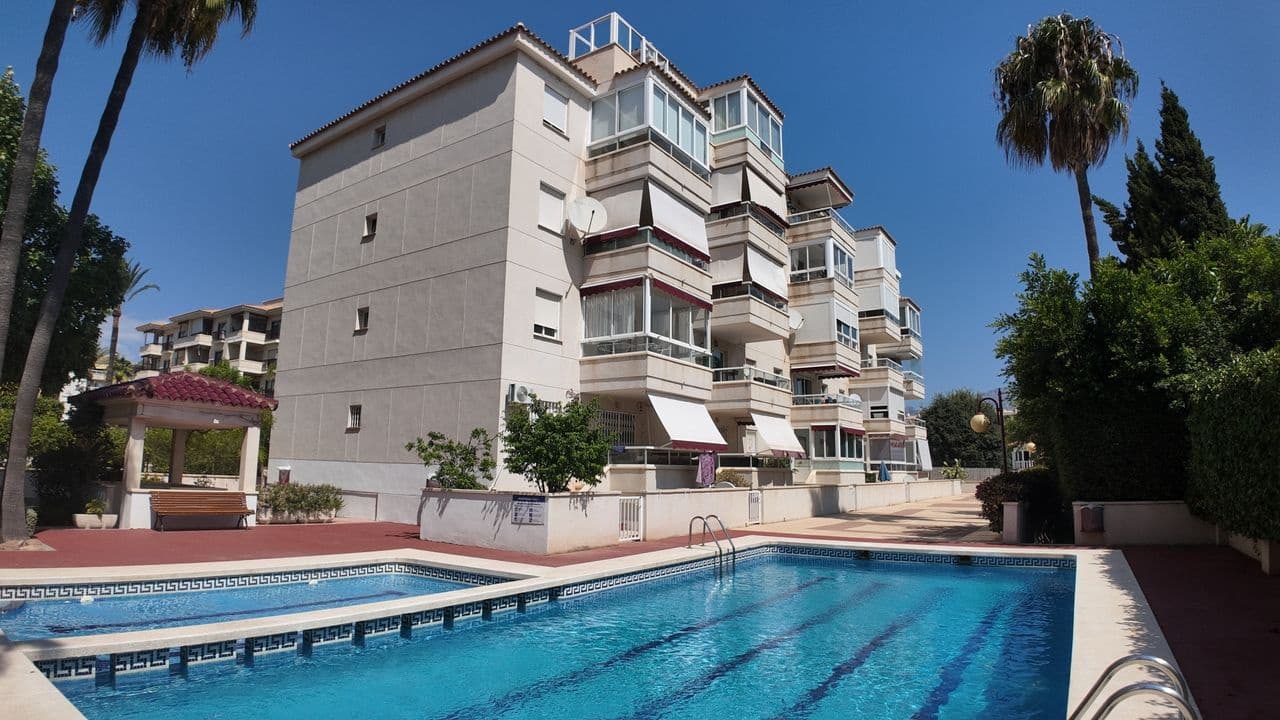 2 bedroom Apartment for sale in Albir with pool garage - € 350,500 (Ref: 9482230)