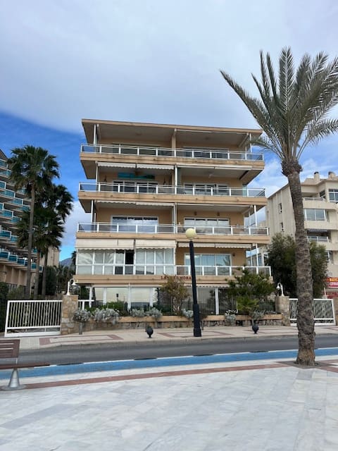 2 bedroom Apartment for sale in Albir with garage - € 625,000 (Ref: 9482231)