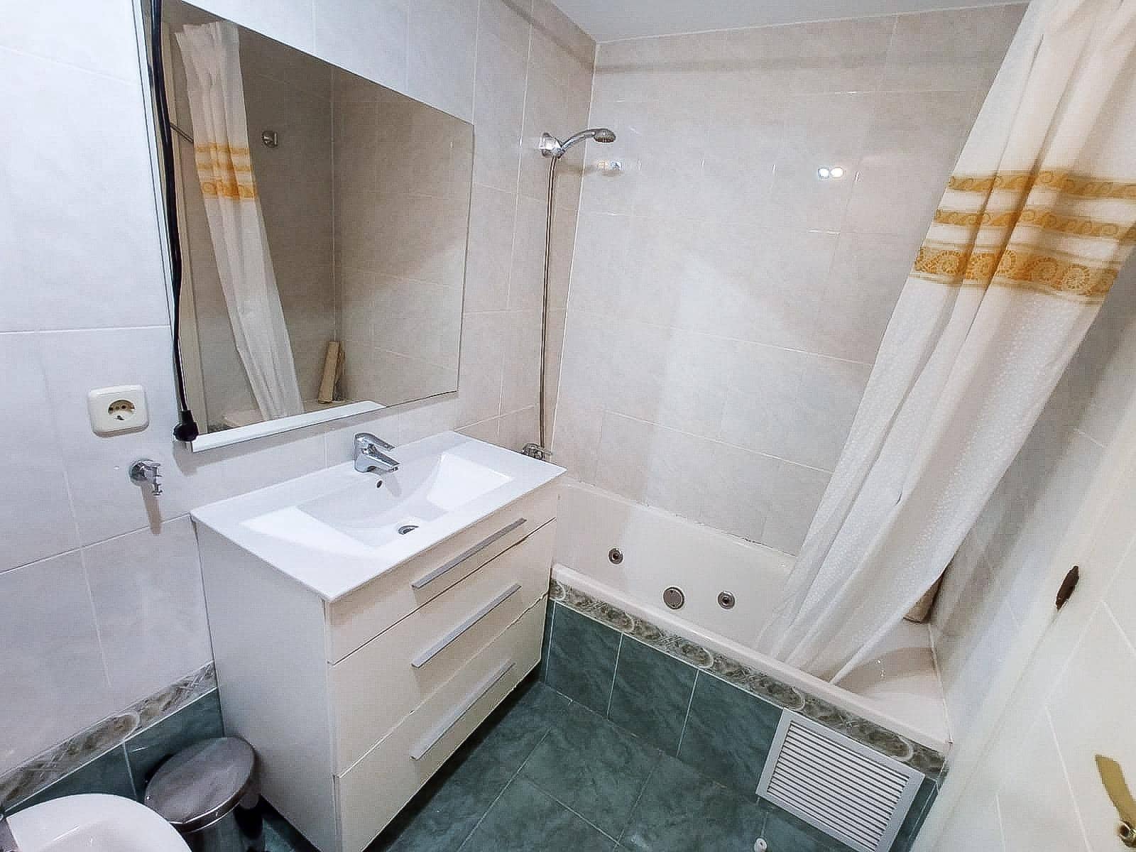 2 bedroom Apartment for sale in Albir with pool garage - € 330,000 (Ref: 9482232)