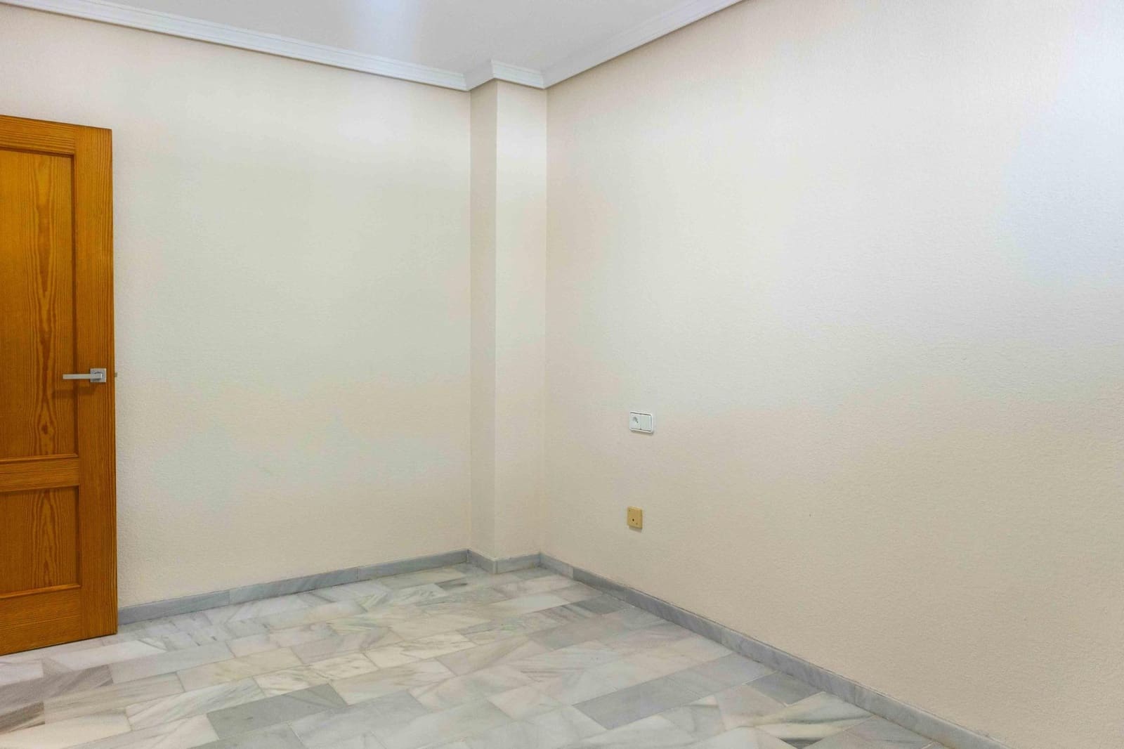 2 bedroom Apartment for sale in Albir with pool - € 239,900 (Ref: 9482233)