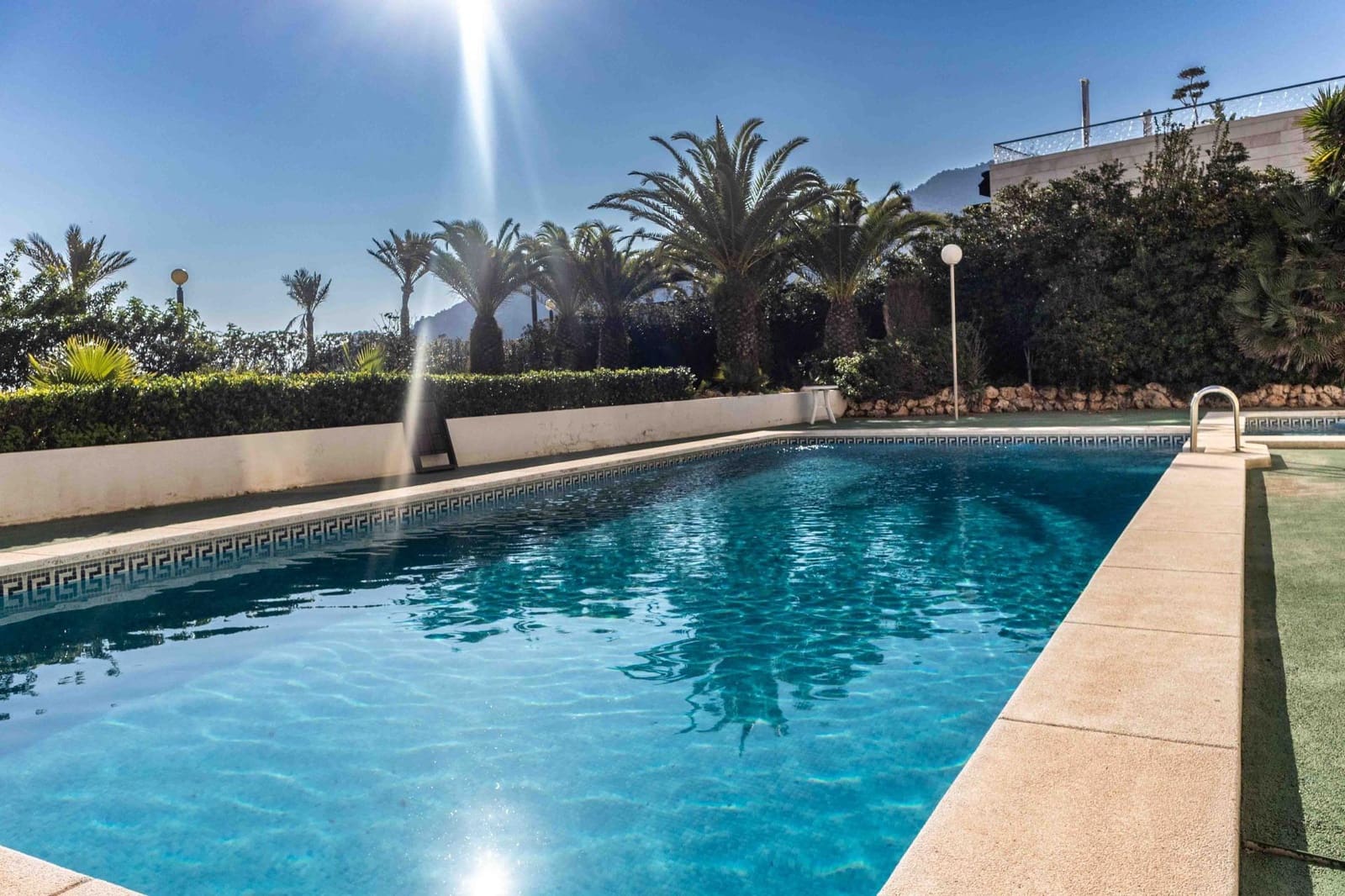 2 bedroom Apartment for sale in Albir with pool - € 239,900 (Ref: 9482233)