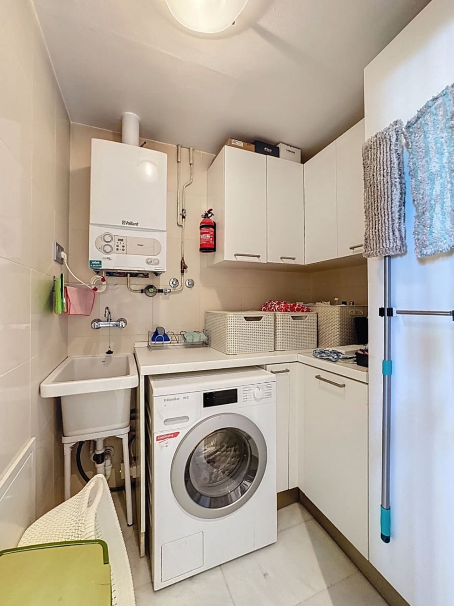 3 bedroom Apartment for sale in Albir with pool garage - € 740,000 (Ref: 9482235)