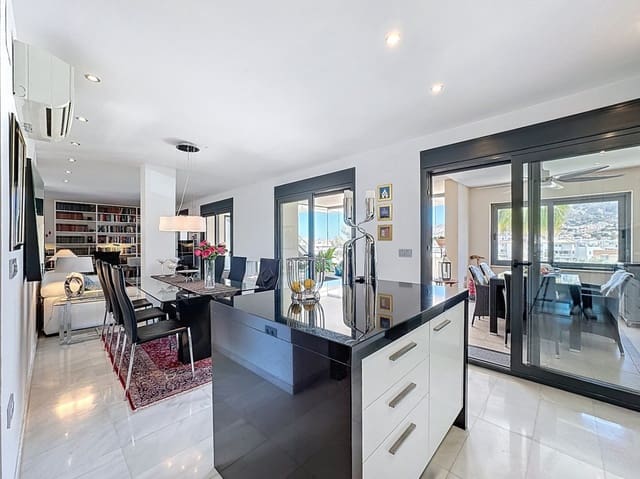 3 soverom Leilighet til salgs i Albir, Alfaz del Pi / L'Alfàs del Pi med svømmebasseng garasje - € 740 000 (Ref: 9482235)