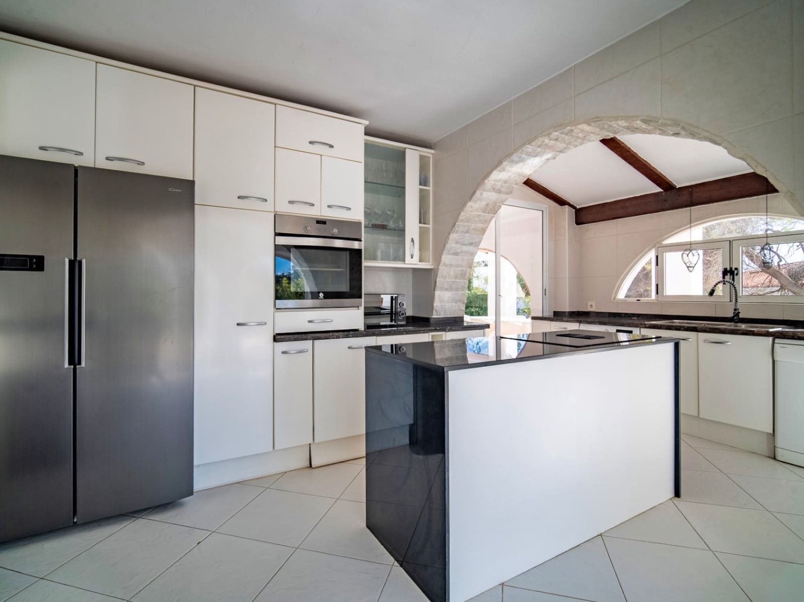 5 quarto Moradia para venda em La Villajoyosa / Vila Joiosa com piscina garagem - 950 000 € (Ref: 9571644)