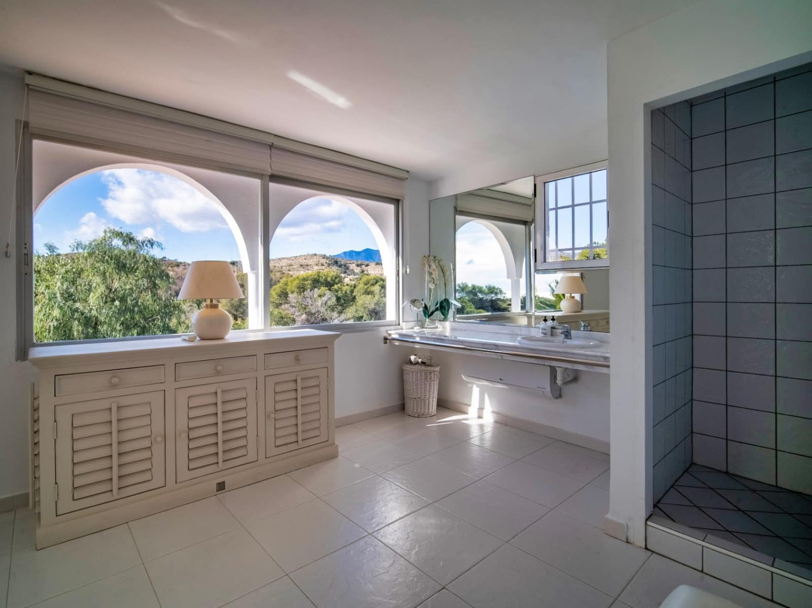 5 quarto Moradia para venda em La Villajoyosa / Vila Joiosa com piscina garagem - 950 000 € (Ref: 9571644)