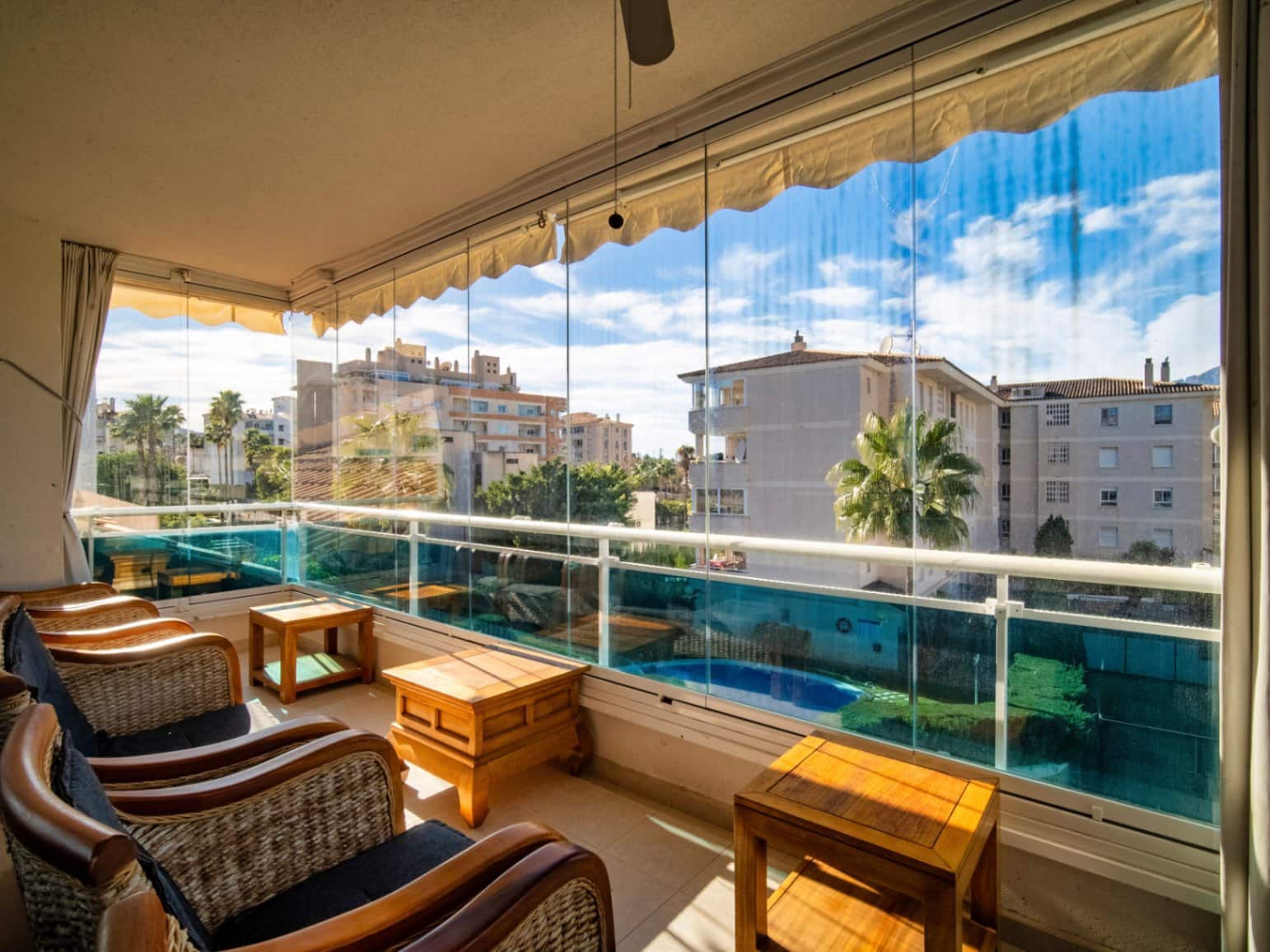 3 quarto Apartamento para venda em Albir com piscina garagem - 485 000 € (Ref: 9583426)